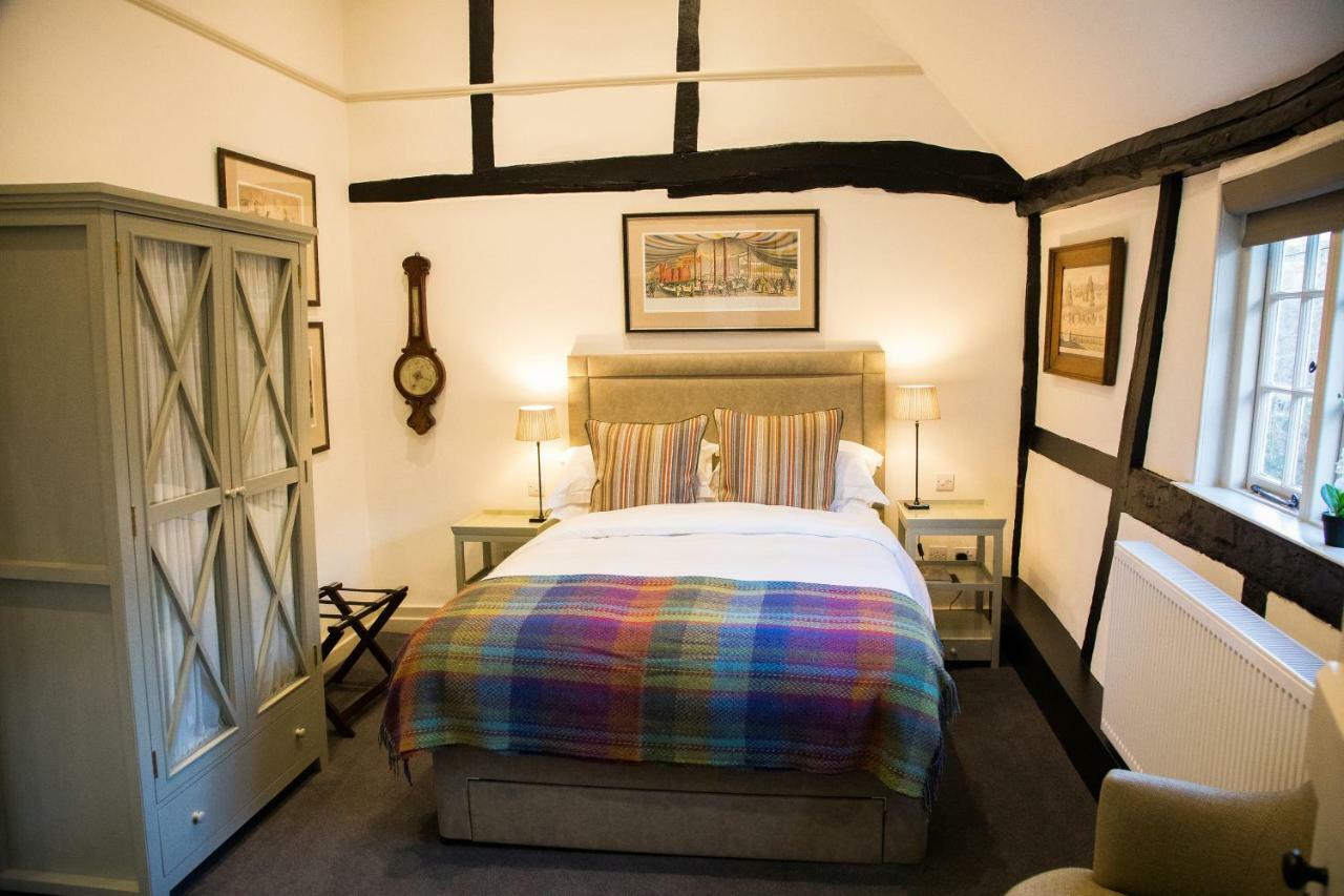 The Merry Harriers Bed & Breakfast Godalming Eksteriør bilde